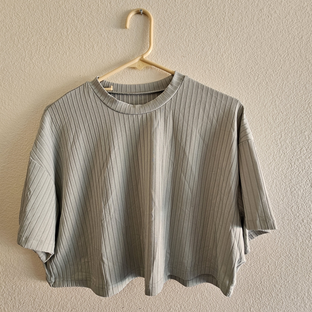 Gray Ribbed Women's Top